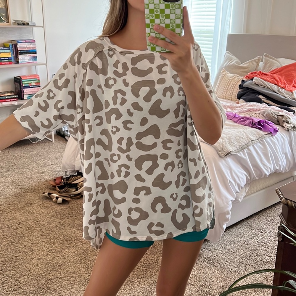 Oversized leopard top